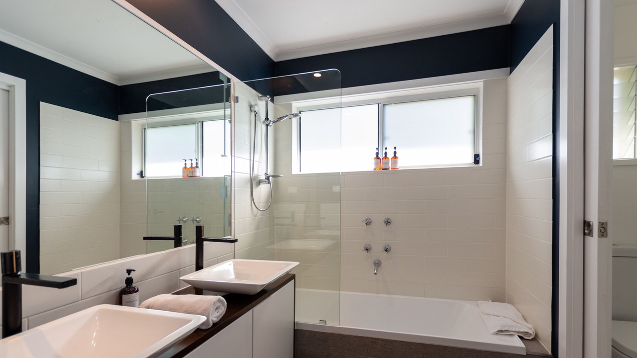 Photo of Bathroom in Cockatoo