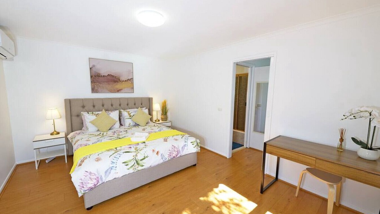Photo of Bedroom in Endeavour Hills