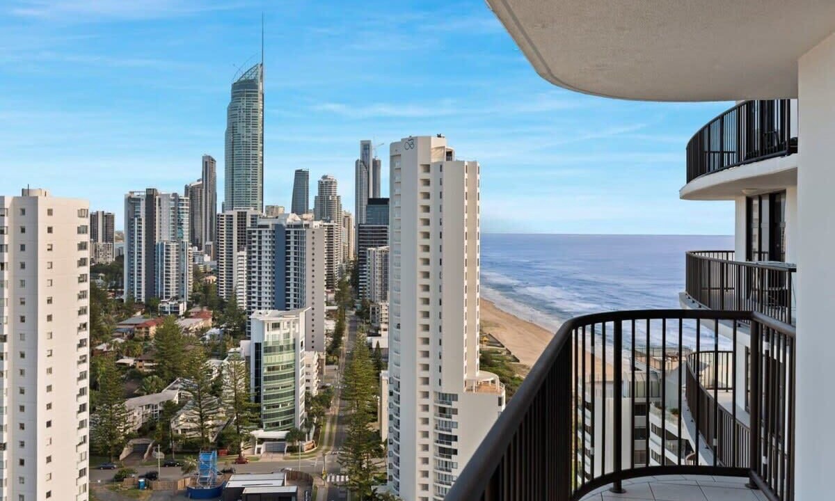 Photo of Others in Surfers Paradise
