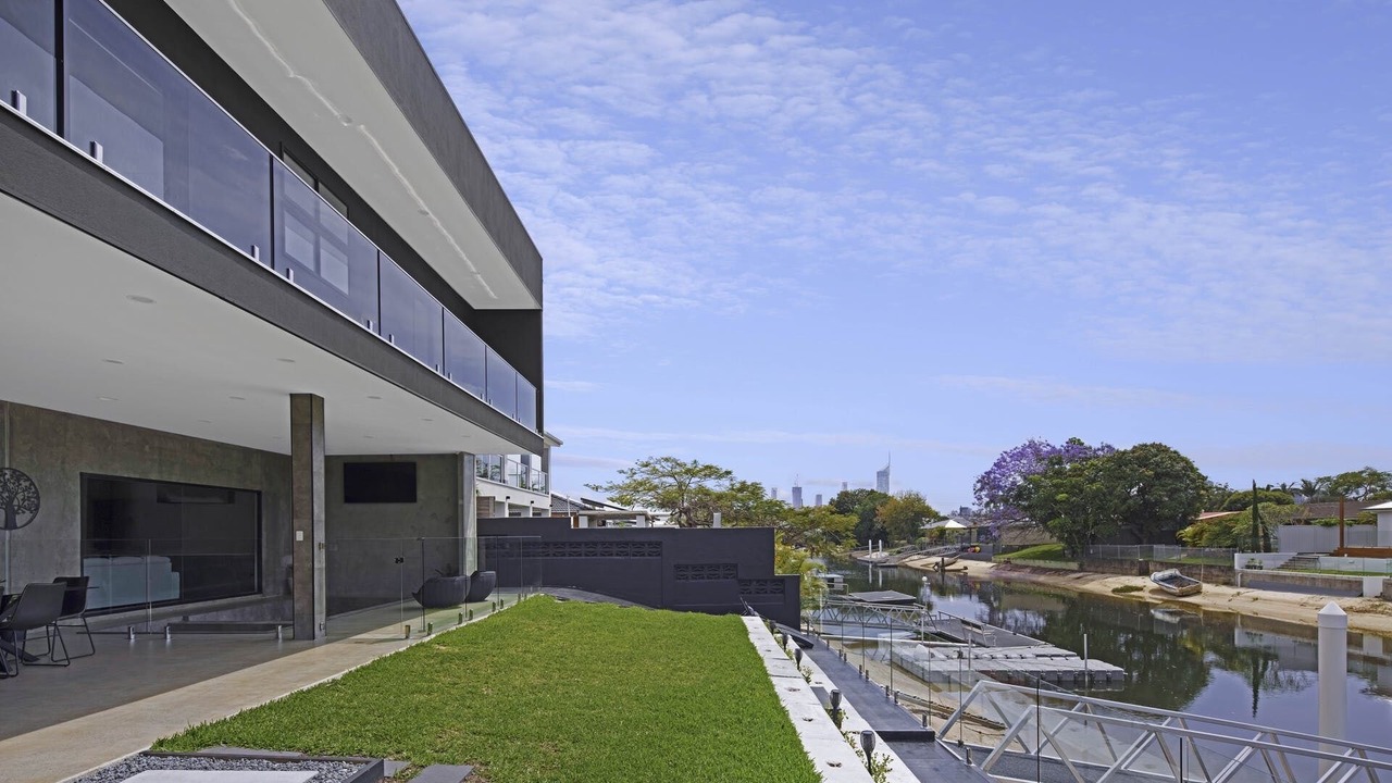 Photo of Outdoor in Broadbeach Waters