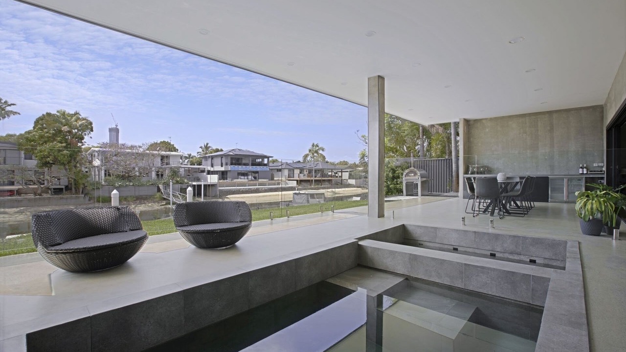 Photo of Outdoor in Broadbeach Waters