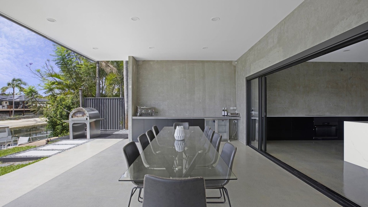 Photo of Outdoor in Broadbeach Waters
