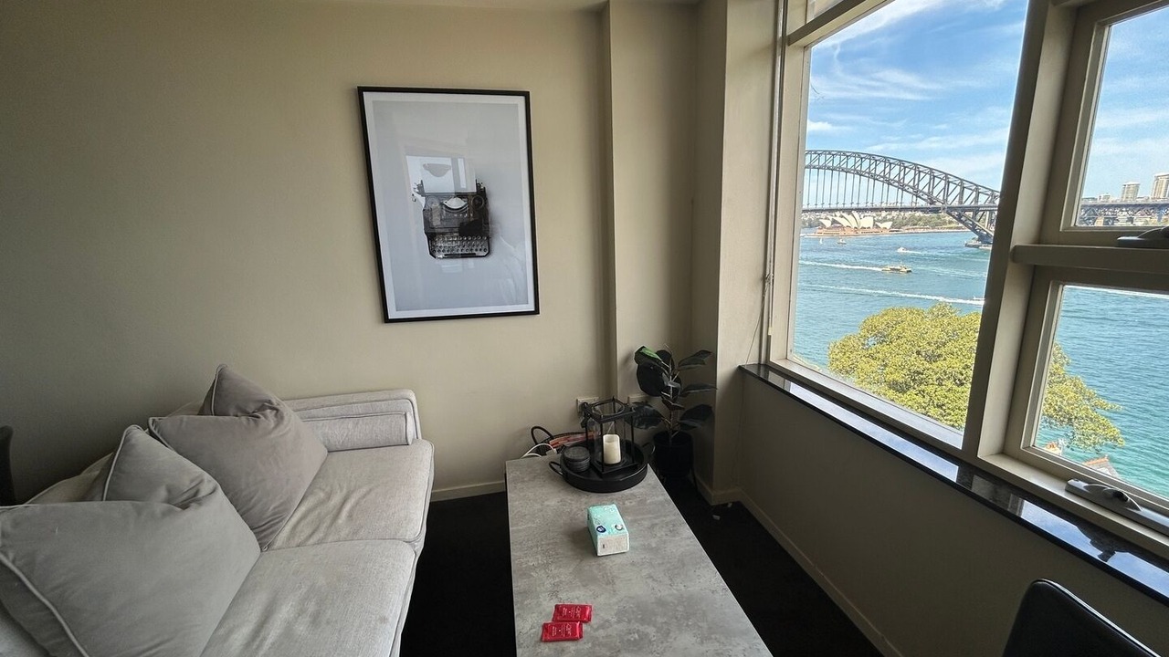 Photo of Livingroom in McMahons Point