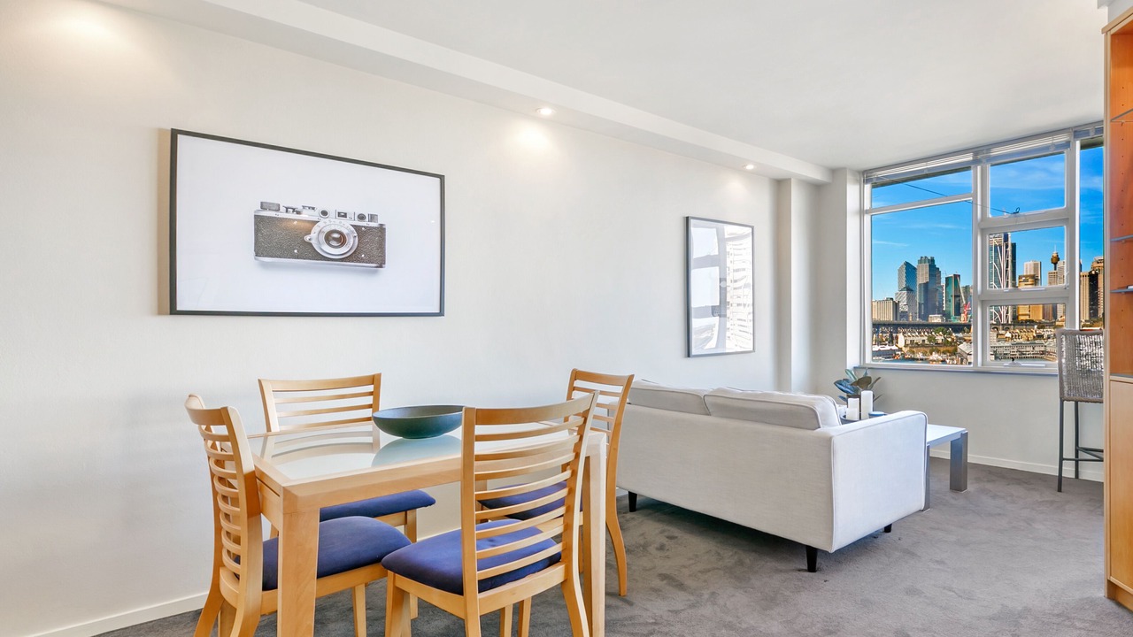 Photo of Livingroom in McMahons Point