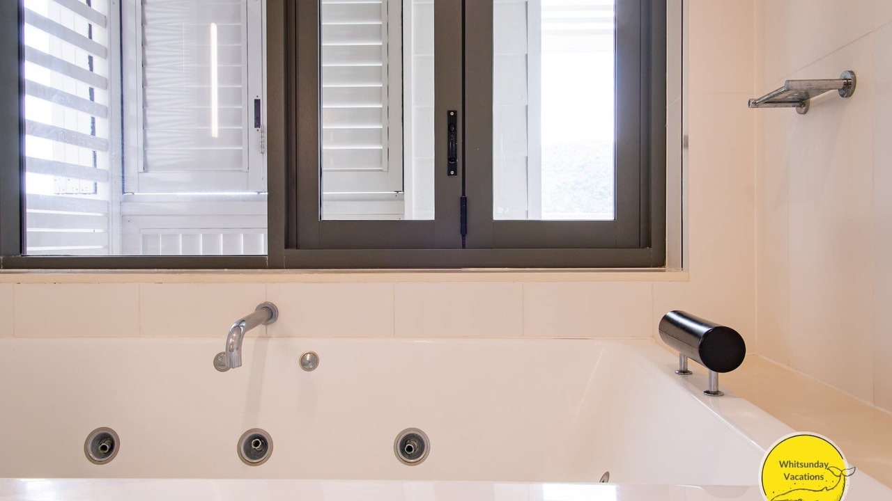 Photo of Bathroom in Airlie Beach