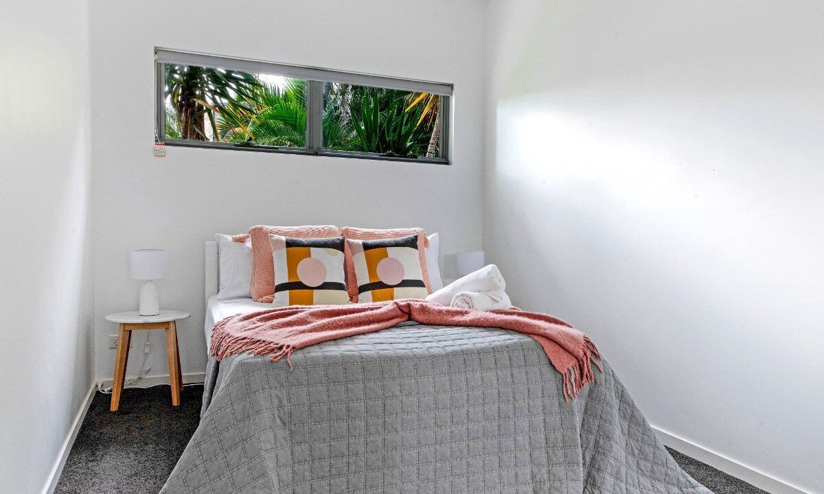 Photo of Bedroom in Broadbeach Waters