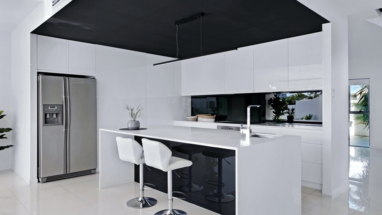 Photo of Kitchen in Broadbeach Waters