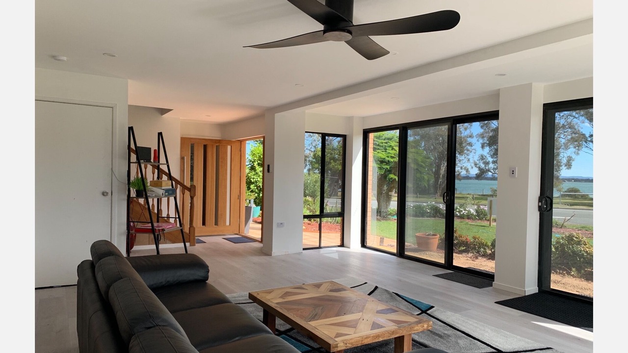 Photo of Livingroom in Banksia Beach