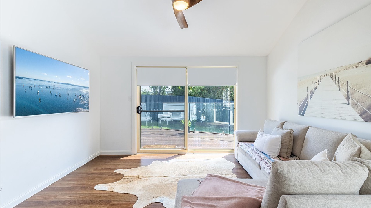 Photo of Livingroom in Salamander Bay