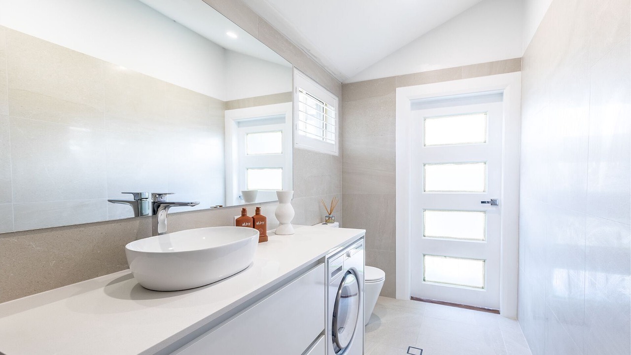 Photo of Bathroom in Salamander Bay