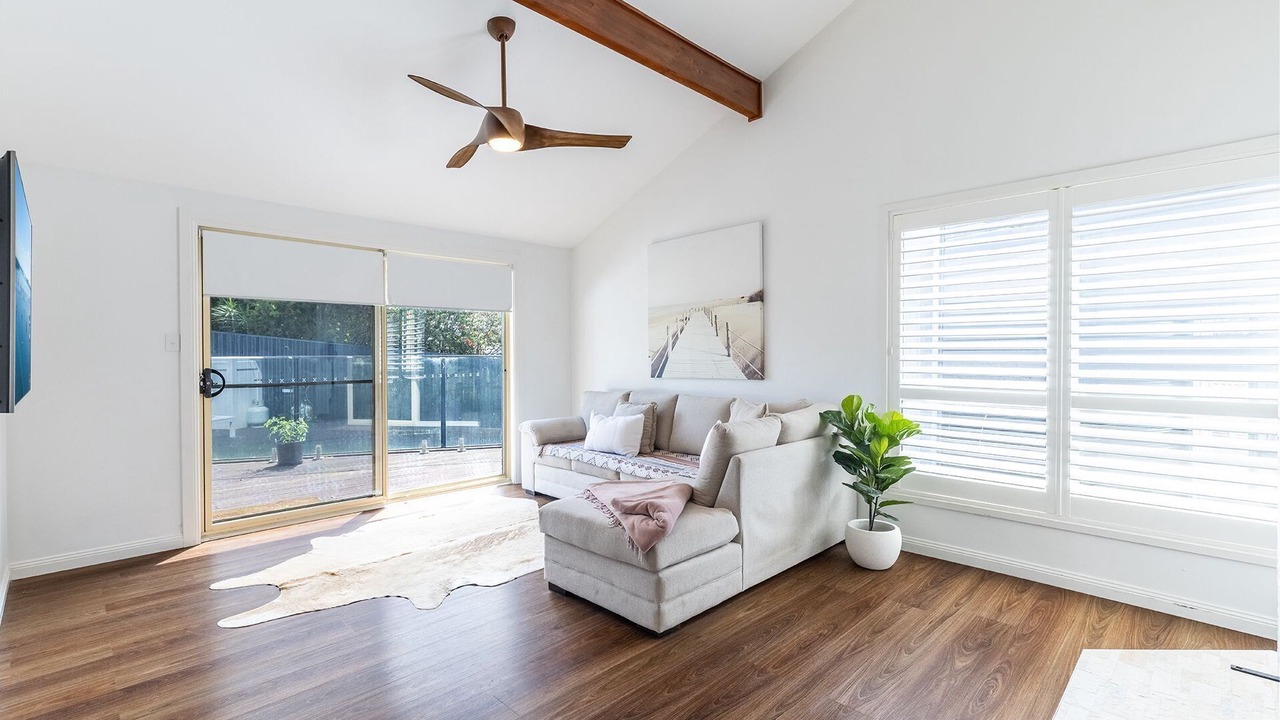 Photo of Livingroom in Salamander Bay
