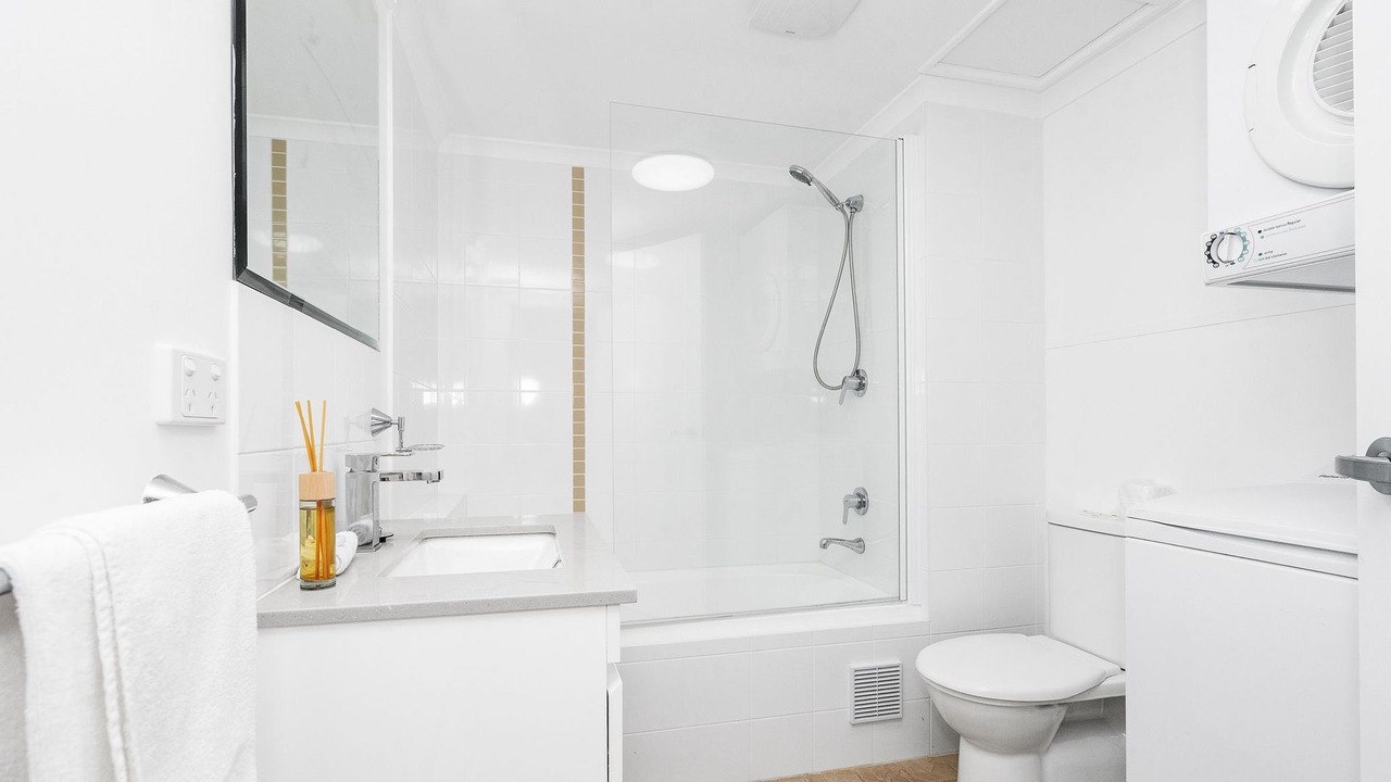 Photo of Bathroom in The Entrance
