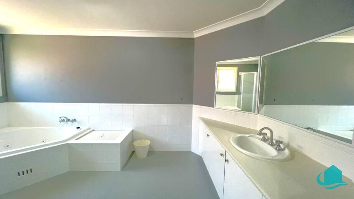 Photo of Bathroom in Caves Beach