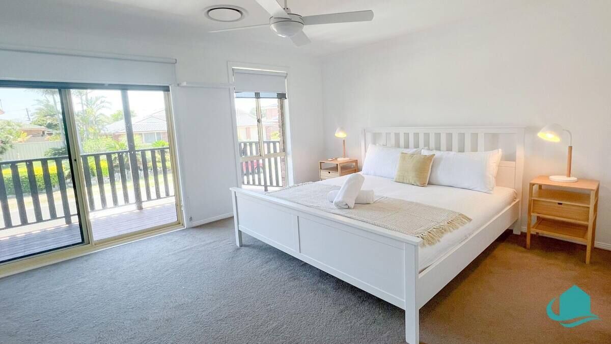 Photo of Bedroom in Caves Beach