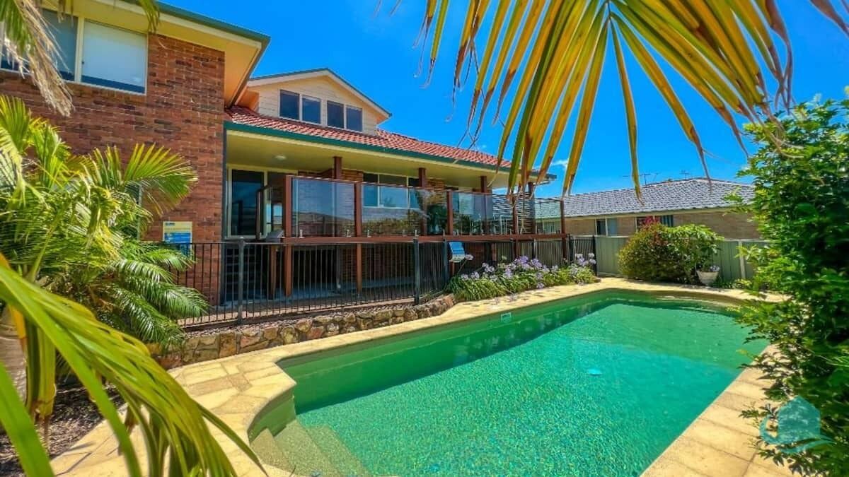 Photo of Outdoor in Caves Beach