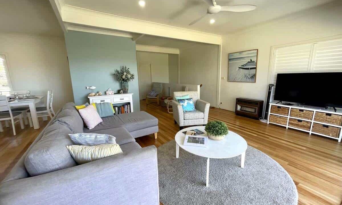 Photo of Livingroom in Mollymook Beach