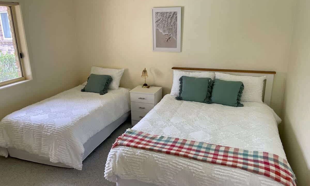 Photo of Bedroom in Mollymook Beach