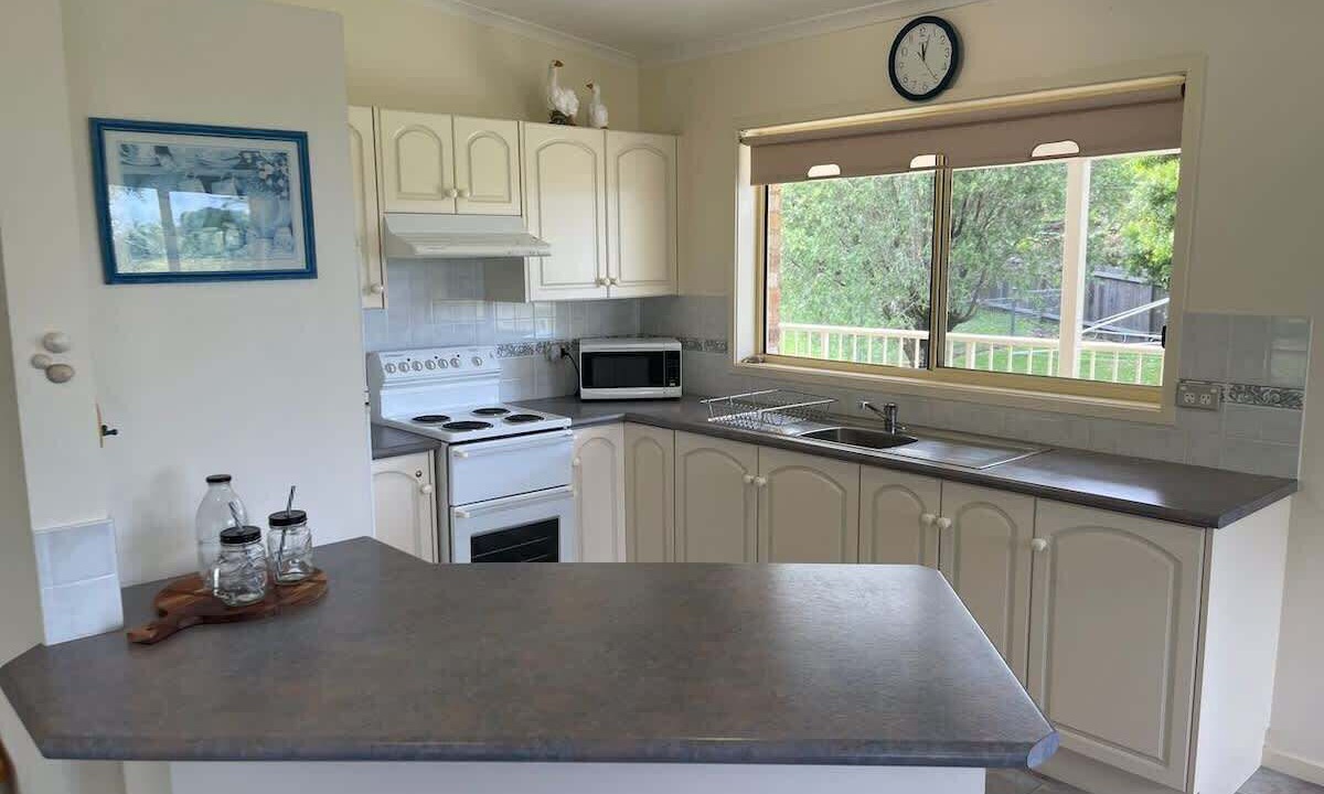 Photo of Kitchen in Mollymook Beach