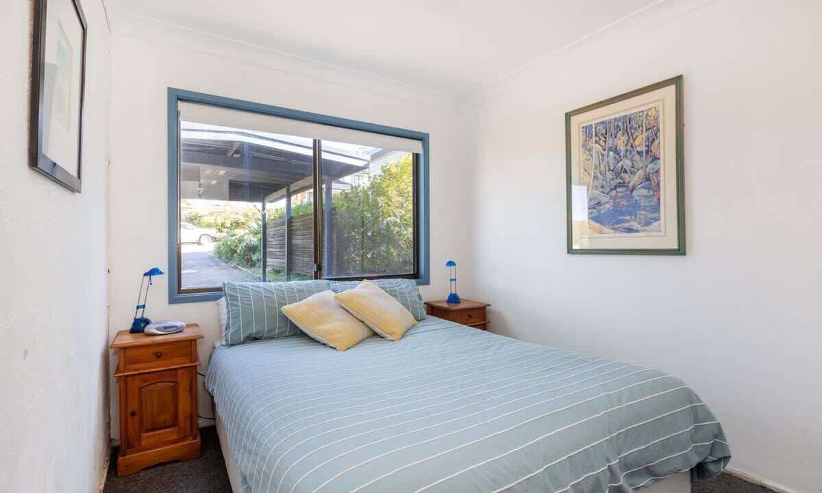 Photo of Bedroom in Mollymook Beach