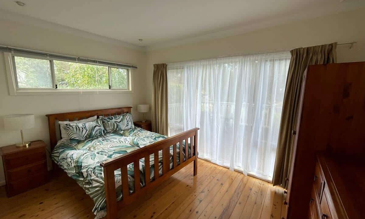 Photo of Bedroom in Mollymook Beach
