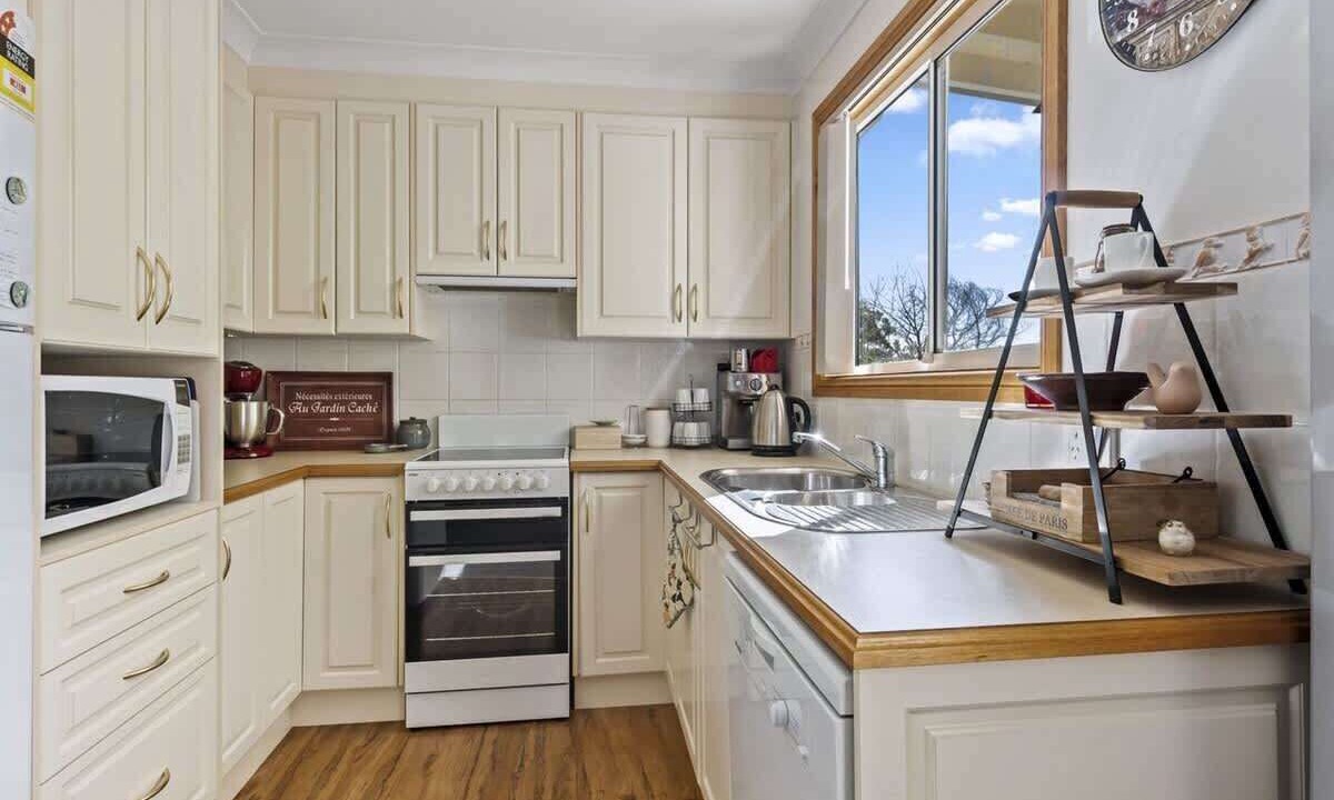 Photo of Kitchen in Narrawallee
