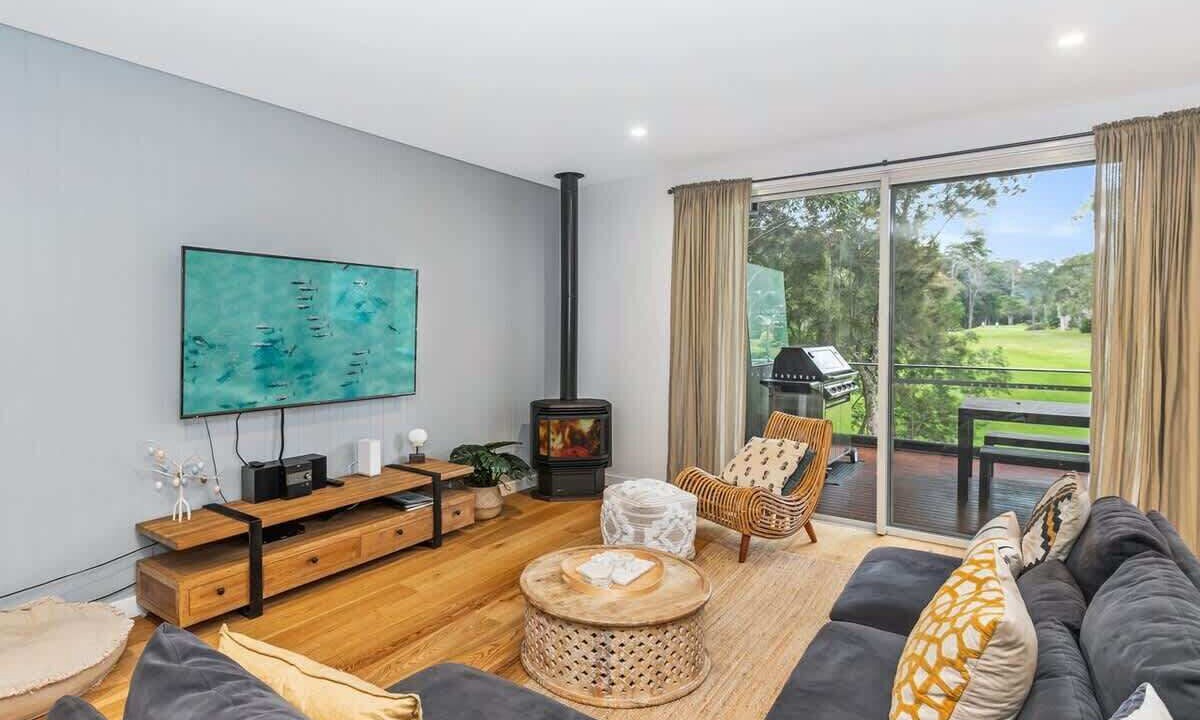 Photo of Livingroom in Mollymook Beach