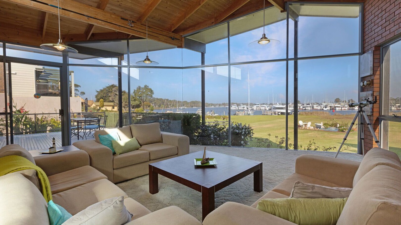 Photo of Livingroom in Paynesville