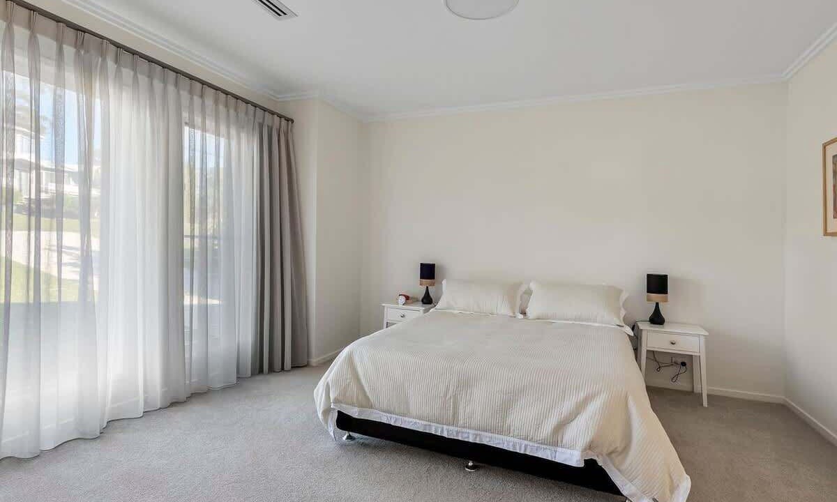 Photo of Bedroom in Kings Point