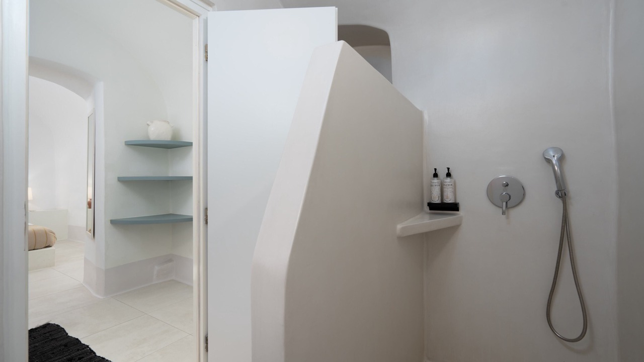 Photo of Bathroom in Oia