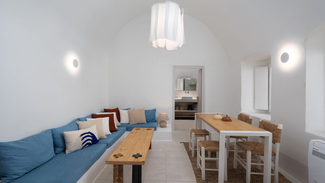 Photo of Livingroom in Oia