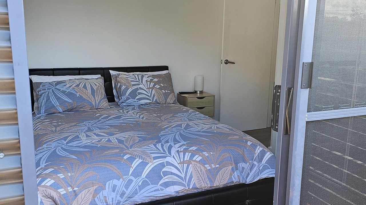 Photo of Bedroom in Golden Beach