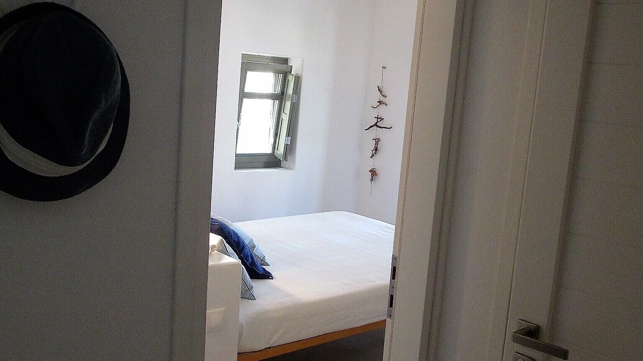 Photo of Bedroom in Tholaria