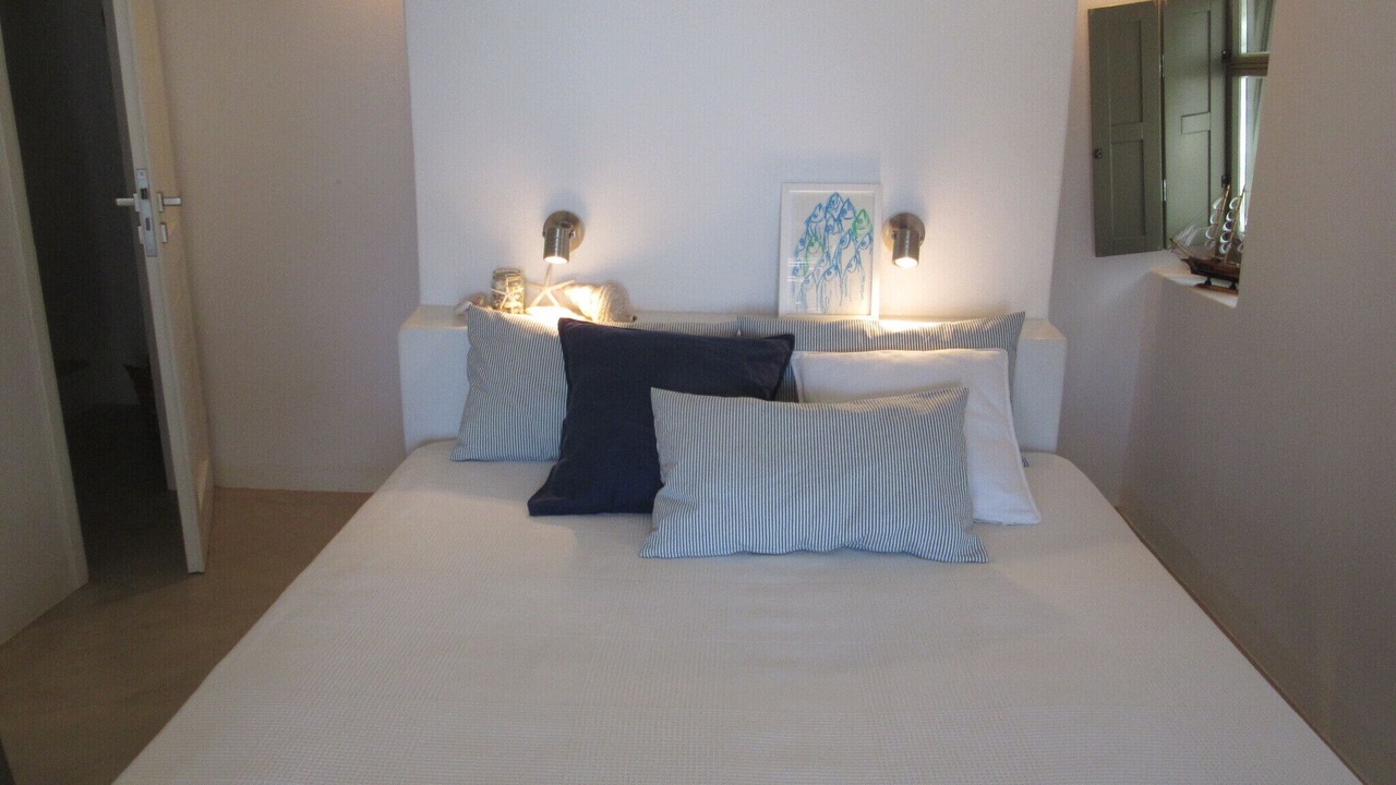 Photo of Bedroom in Tholaria
