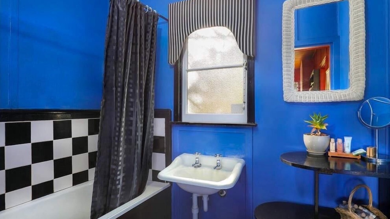 Photo of Bathroom in Leura
