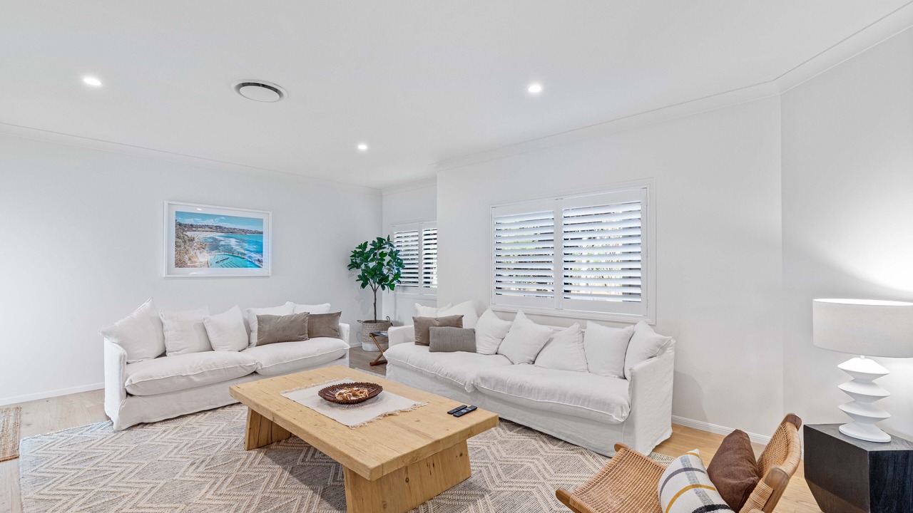 Photo of Livingroom in Forest Glen