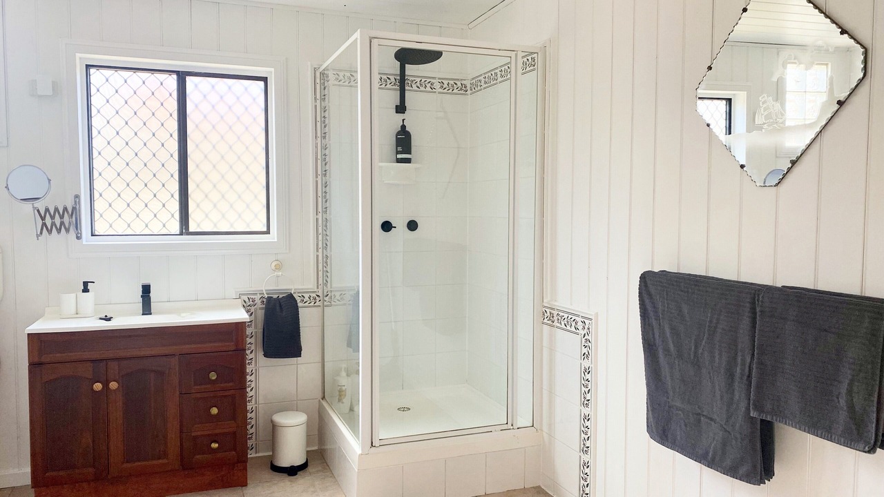 Photo of Bathroom in Ventnor