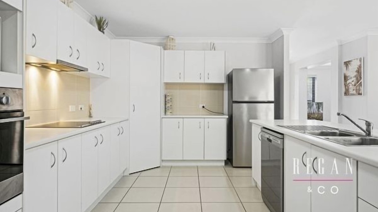 Photo of Kitchen in Sandstone Point