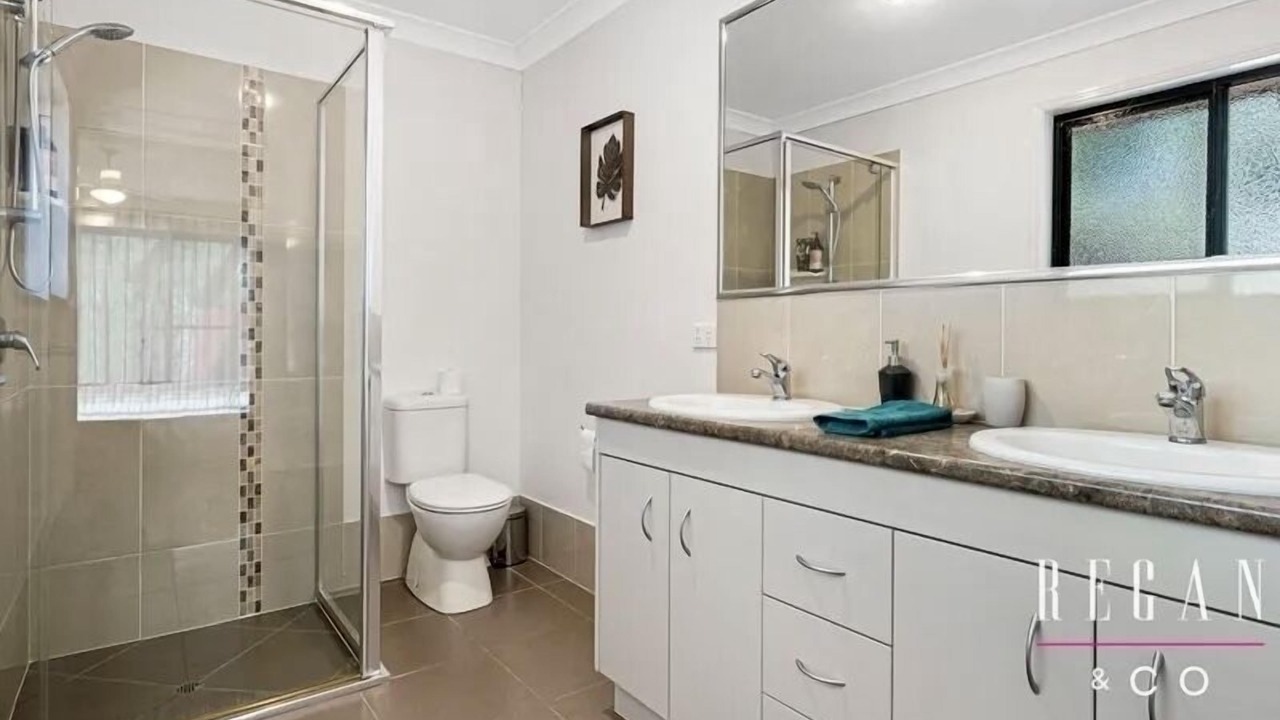 Photo of Bathroom in Sandstone Point