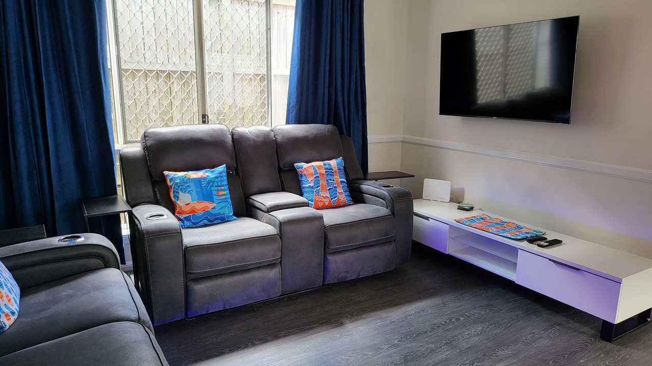 Photo of Livingroom in Ellen Grove