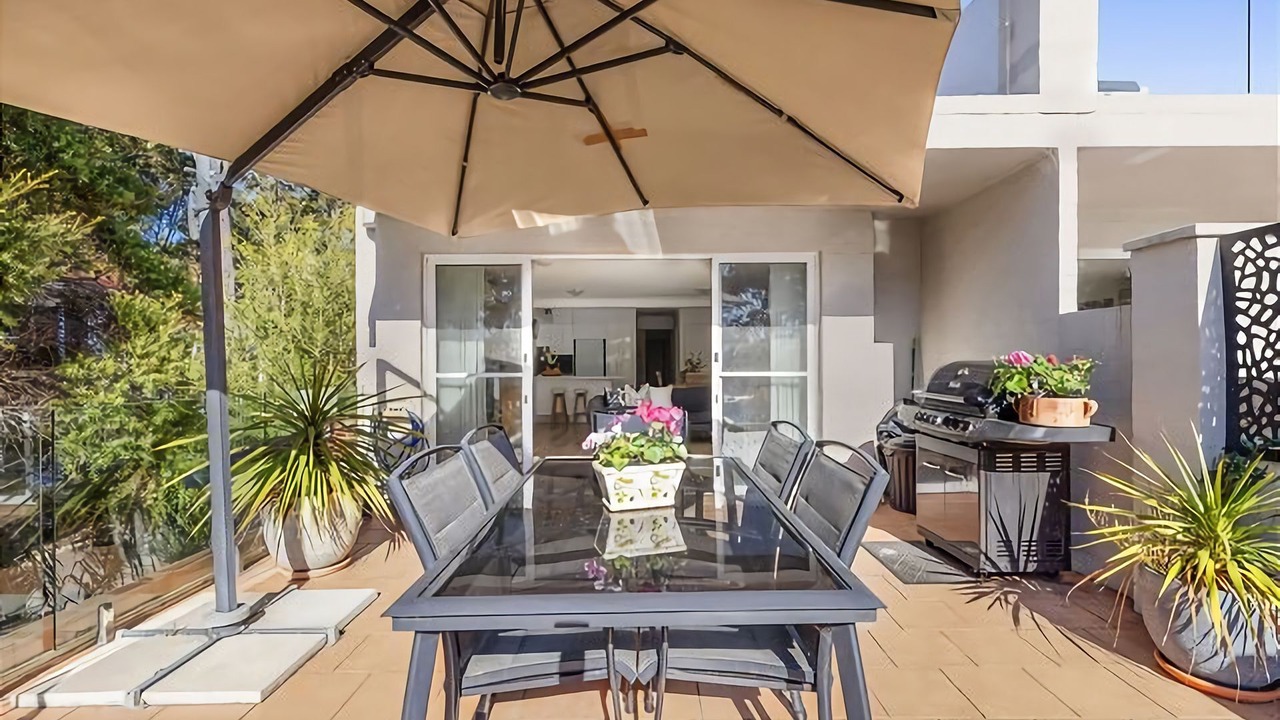 Photo of Outdoor in Denhams Beach