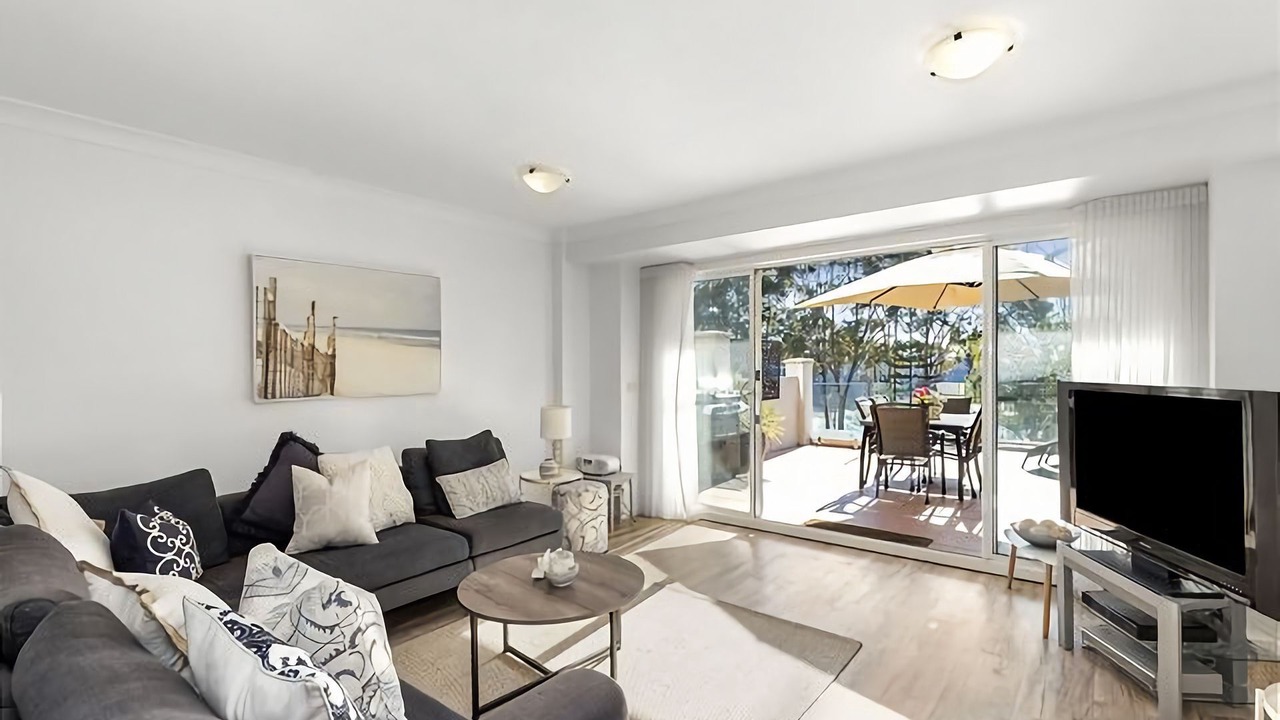 Photo of Livingroom in Denhams Beach