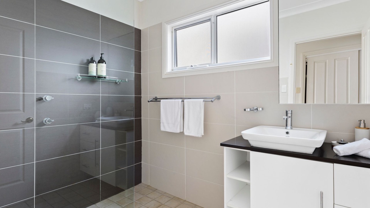 Photo of Bathroom in Mollymook Beach