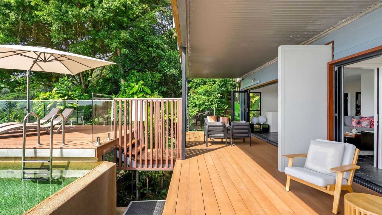 Photo of Patio Balcony in Trinity Beach