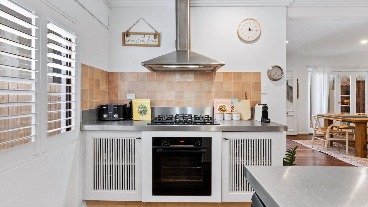 Photo of Kitchen in Holloways Beach