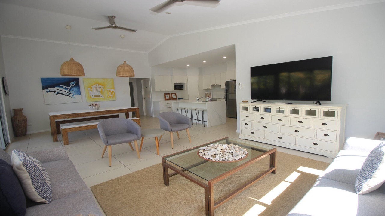 Photo of Livingroom in Horseshoe Bay