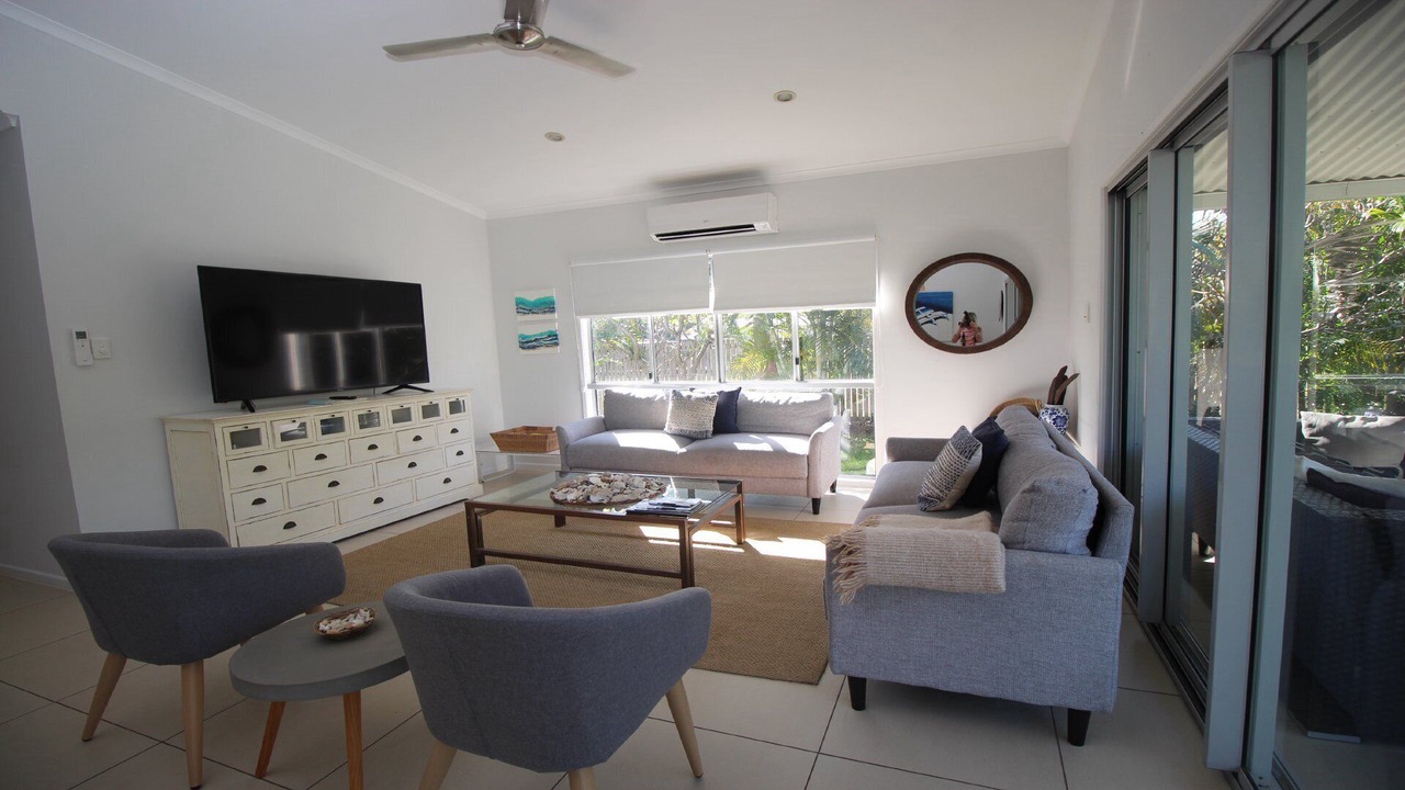 Photo of Livingroom in Horseshoe Bay