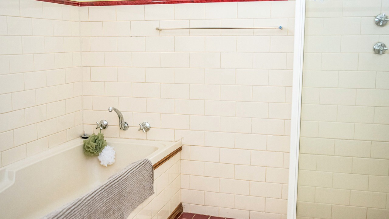 Photo of Bathroom in Broken Hill