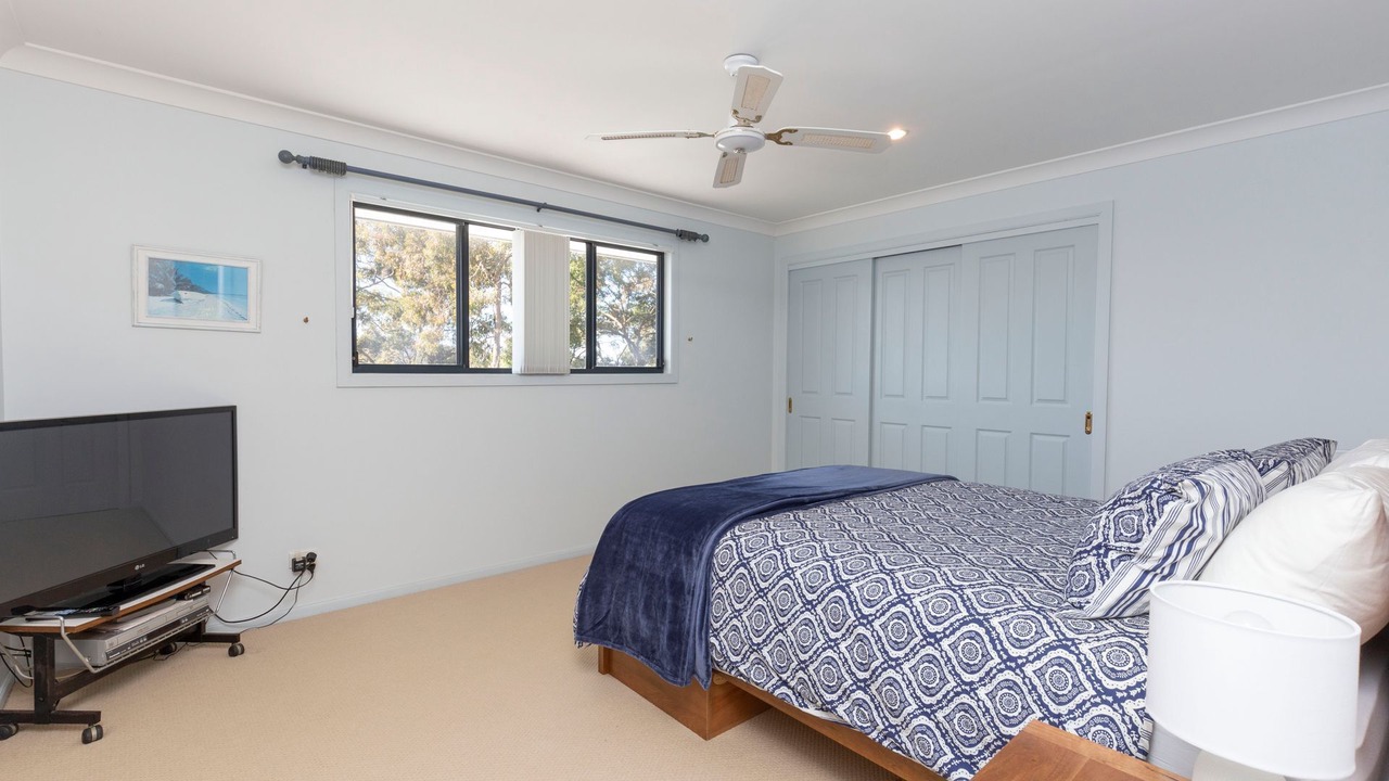 Photo of Bedroom in North Arm Cove