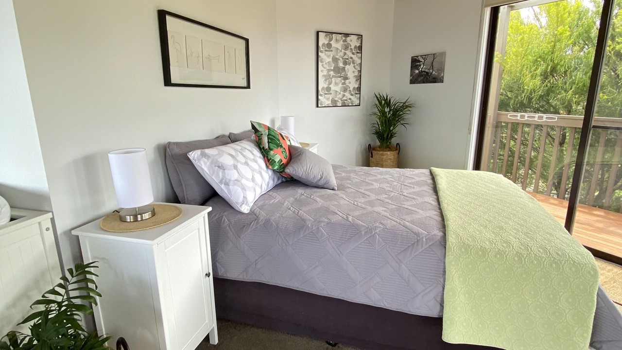 Photo of Bedroom in Tura Beach
