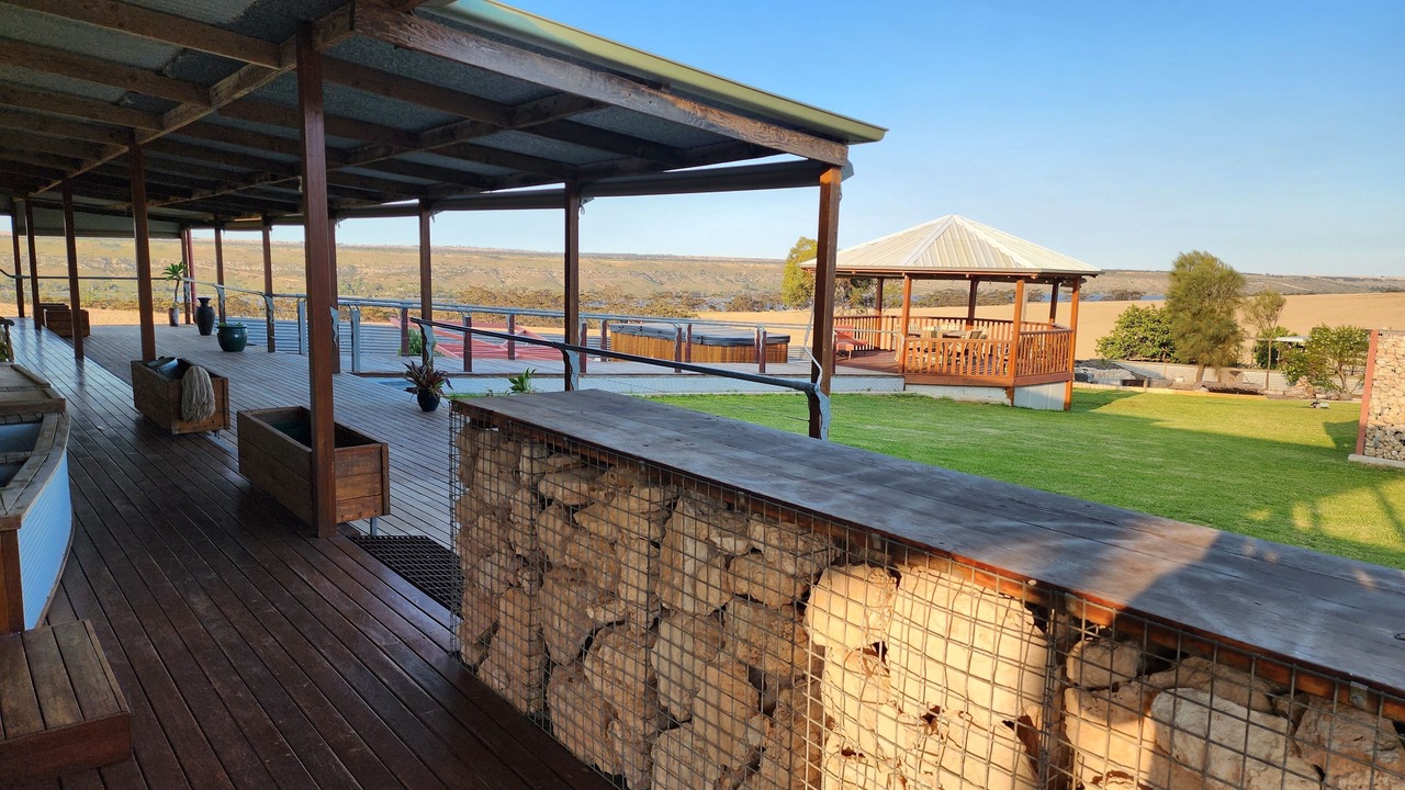 Photo of Patio Balcony in Younghusband